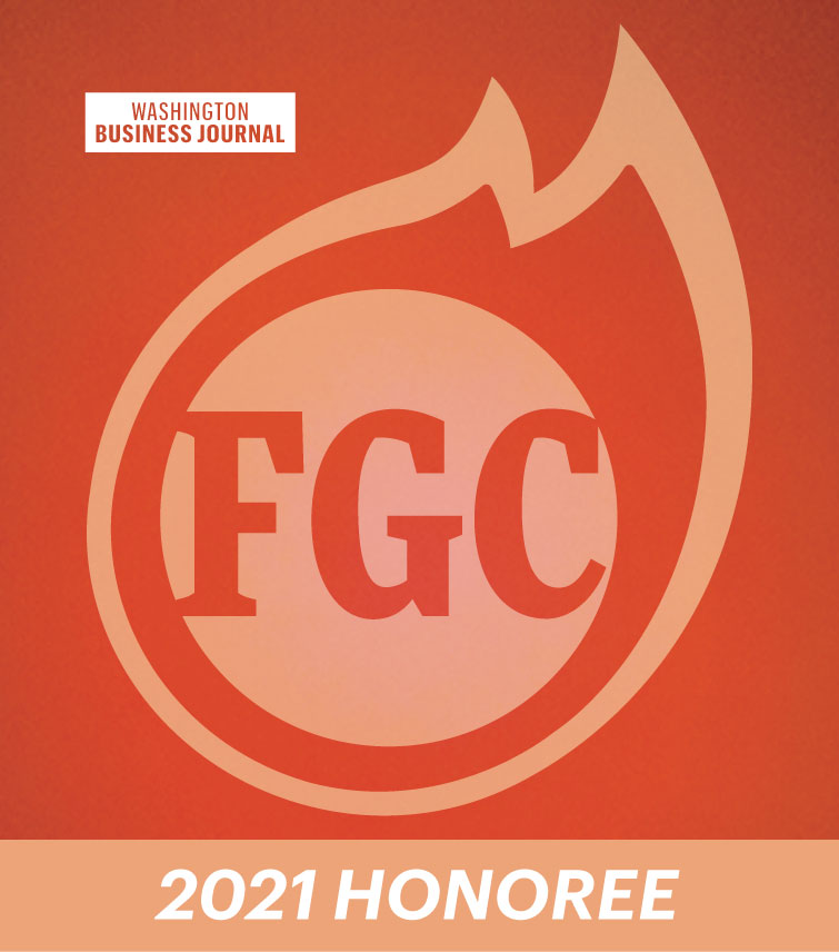 A red and white logo with the words fgc 2 0 2 1 honoree.